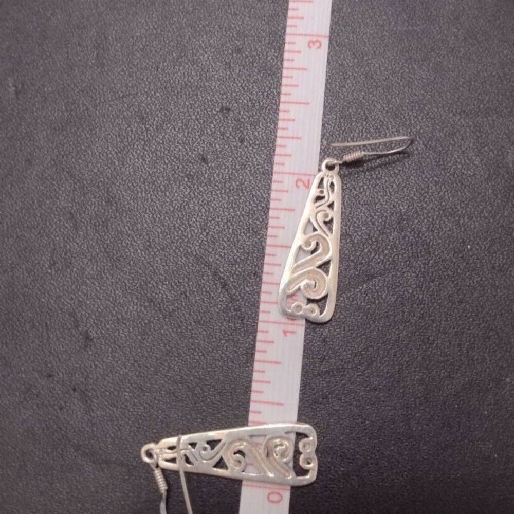 Sterling silver swirly lattice earrings - Picture 5 of 8